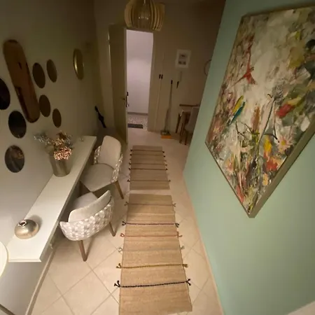 Balmoral * لاريسا