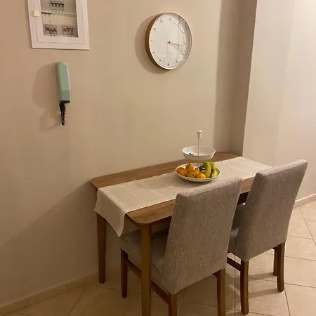 Balmoral Apartman Lárisza